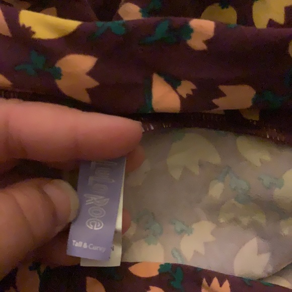 Lularoe TC Leggings - Picture 4 of 4